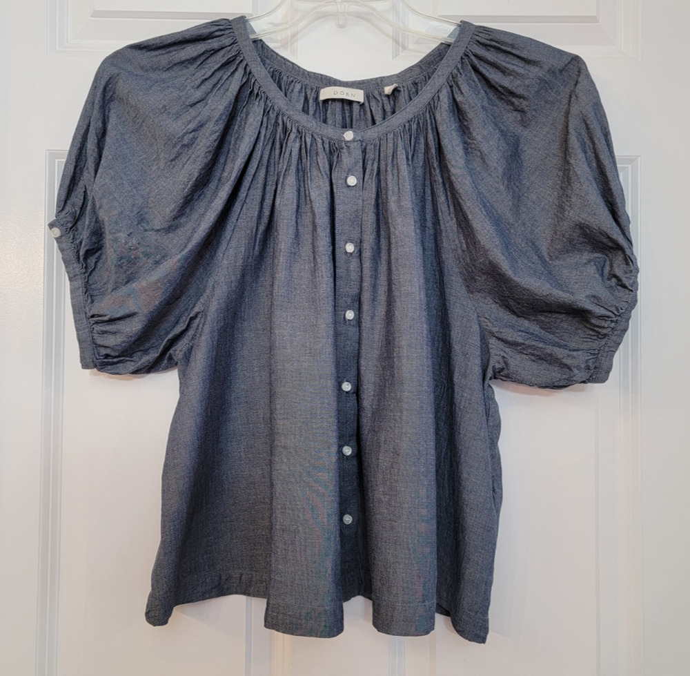 DÔEN June Chambray Blouse Size M Blue Short Sleeve Peasant Cottagecore Romantic